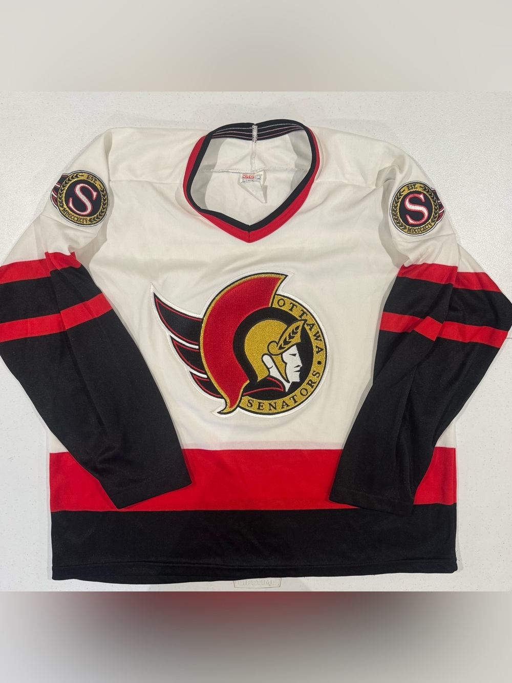 Vintage 90’s CCM Ottawa Senators NHL Hockey Jersey size XL Maska
